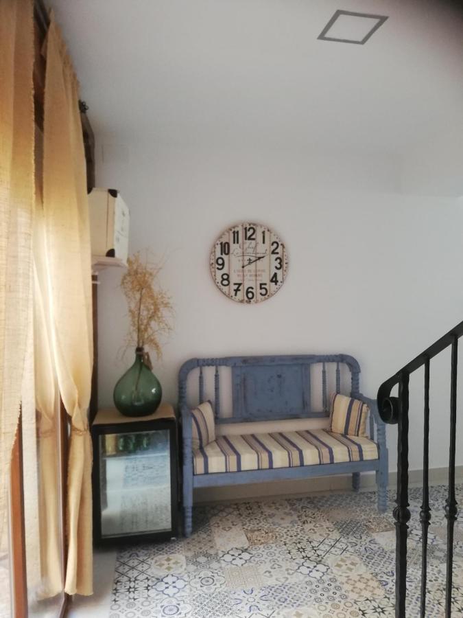 Hostal El Lugar De La Mancha Argamasilla De Alba ภายนอก รูปภาพ