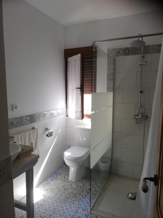 Hostal El Lugar De La Mancha Argamasilla De Alba ภายนอก รูปภาพ
