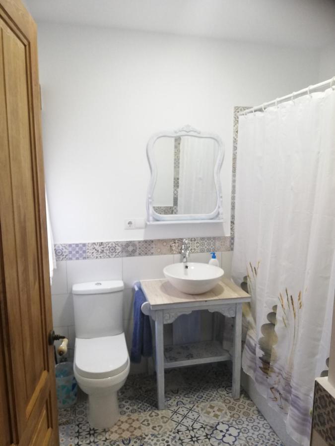 Hostal El Lugar De La Mancha Argamasilla De Alba ภายนอก รูปภาพ