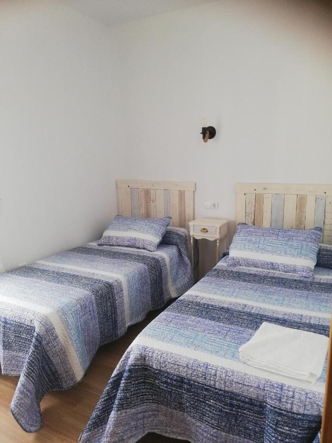 Hostal El Lugar De La Mancha Argamasilla De Alba ภายนอก รูปภาพ