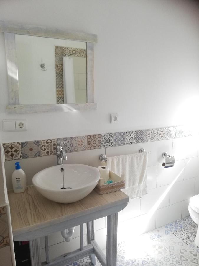 Hostal El Lugar De La Mancha Argamasilla De Alba ภายนอก รูปภาพ